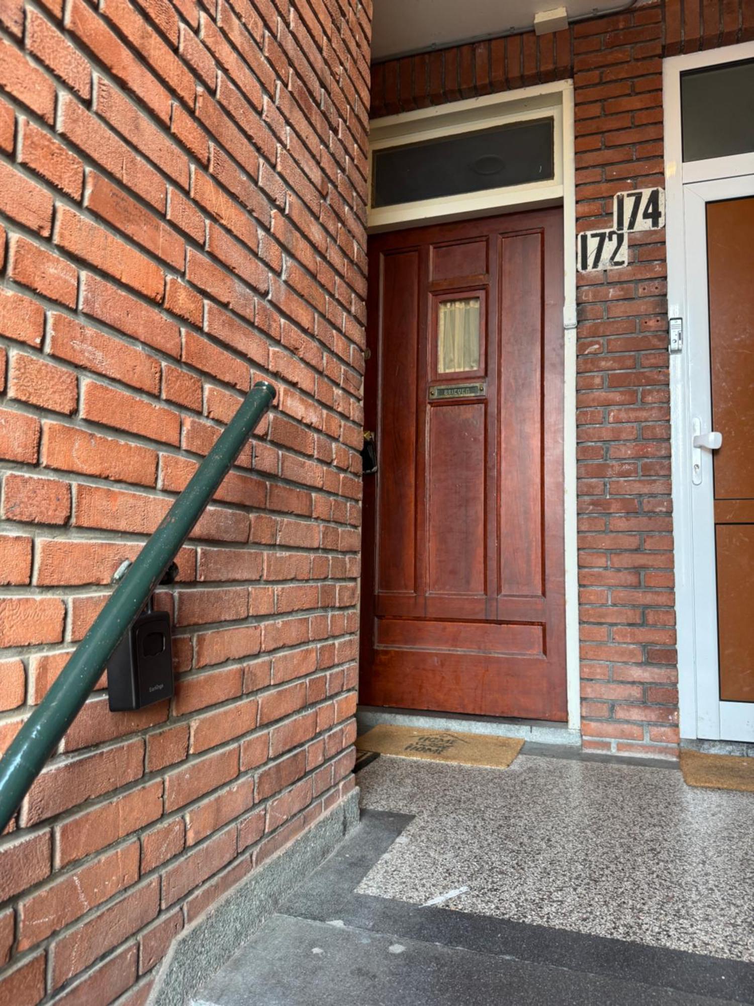 Spacious Cosy With Private Bathroom 3*